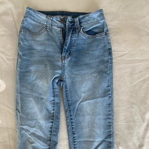 SO soft and strechy jeggings